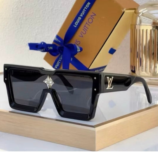 Lovely sunglasses (Preorder)